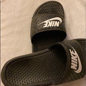 Nike slides
